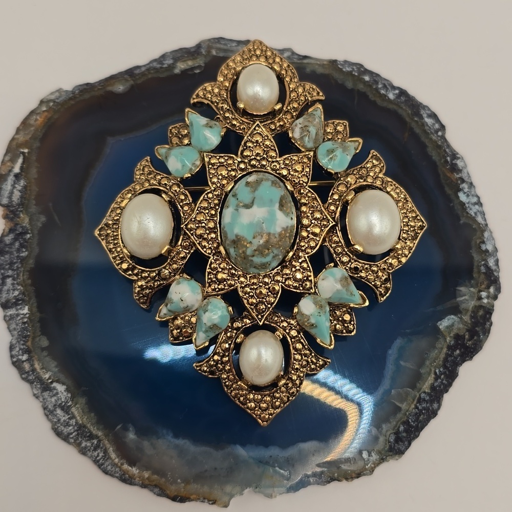 Sarah Coventry Southwestern Style Vintage Pendant Brooch